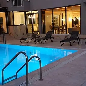 Q Business ** Antalya