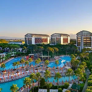 Trendy Lara ***** Antalya